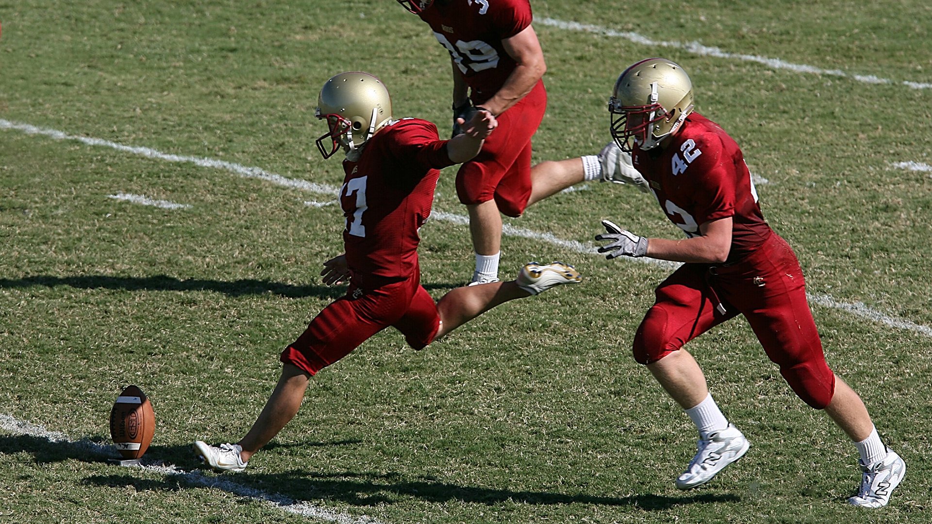 弗朗索瓦·霍尔茨豪伊泽：不畏挑战，在南非队的进攻中提供强大支持